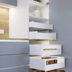 Cajón Protone 30kg Con Guías De Extracción Total Y Cierre Suave, 93mm, 400mm, Acero Blanco - Emuca -Brico Lemar Comercio cajon protone 30kg con guias de extraccion total y cierre suave 93mm 400mm acero blanco emuca 3