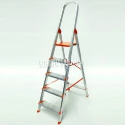 Escalera De Aluminio Semiprofesional 5 Peldaños Proline DOMIN05 Plabell