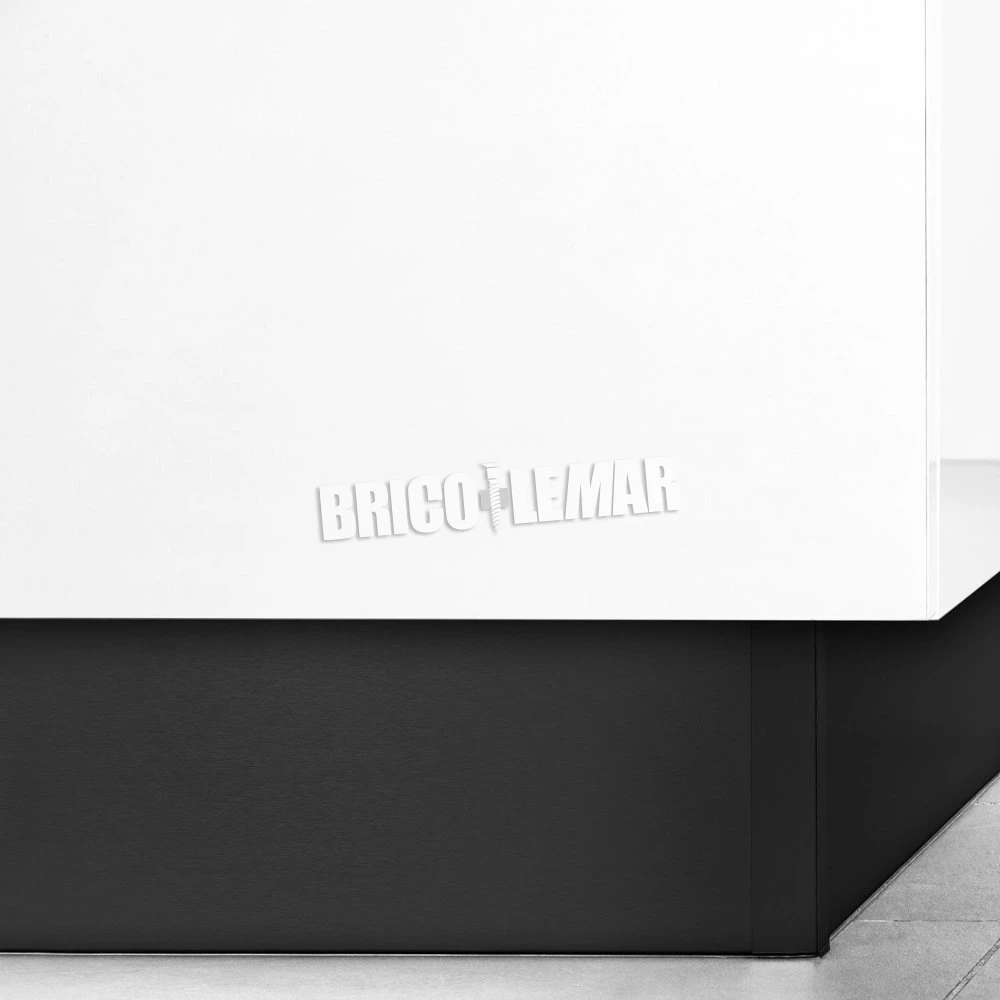 Kit De Zócalos Para Cocina Plasline 2 Barras De 2,35m Altura 150mm Con Accesorios De Unión Plástico Negro Emuca 4 Kit De Zócalos Para Cocina Plasline 2 Barras De 2,35m Altura 150mm Con Accesorios De Unión Plástico Negro Emuca - Imagen 2