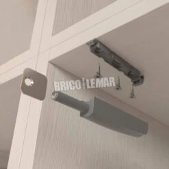 Lote De 10 Cierres De Puerta Push Lite Para Atornillar Con Regulación 80mm Magnético Plástico Gris Emuca -Brico Lemar Comercio lote de 10 cierres de puerta push lite para atornillar con regulacion 80mm magnetico plastico gris emuca 3